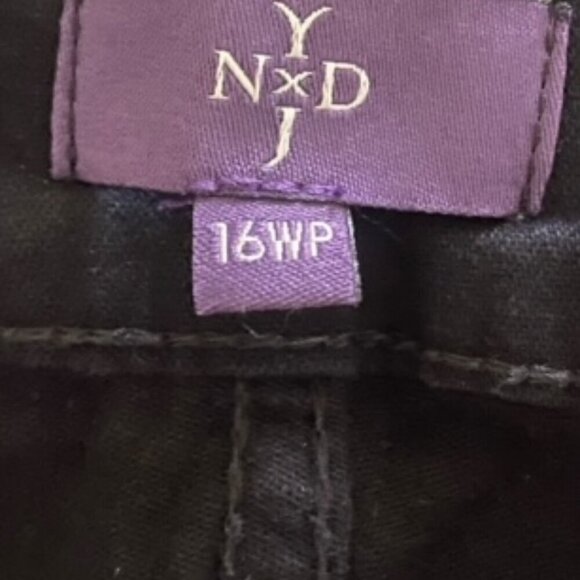 NWT NYDJ Black Mini Bootcut Jeans 16WP - Picture 4 of 4